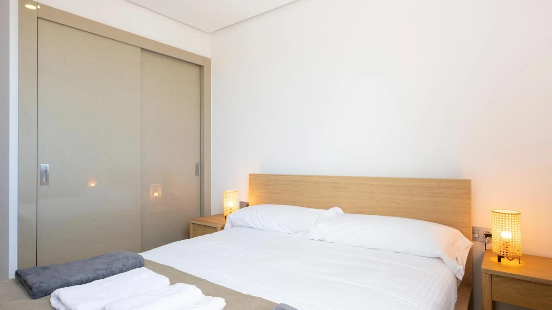 Ek Renting